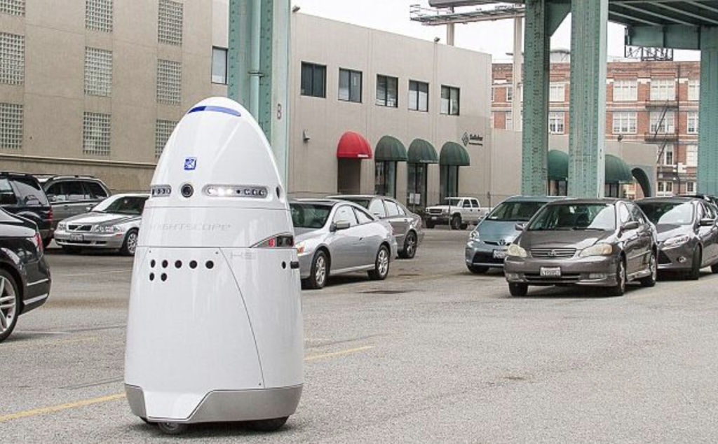 918博天堂物业安防机器人